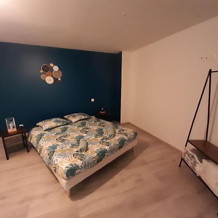 Le Travers Lejlighed Joigny Eksteriør billede